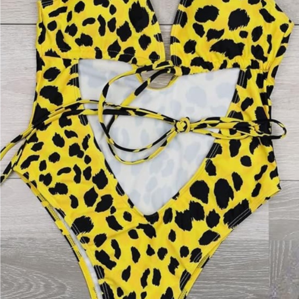 Swimming suits